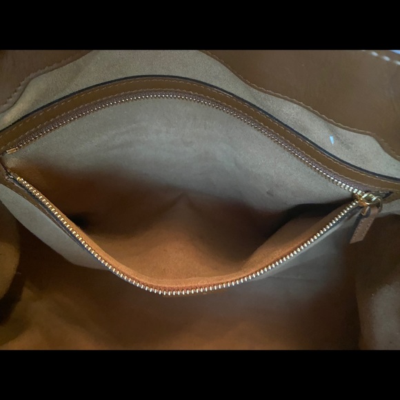 Gucci Padlock Medium GG shoulder bag - Picture 15 of 16